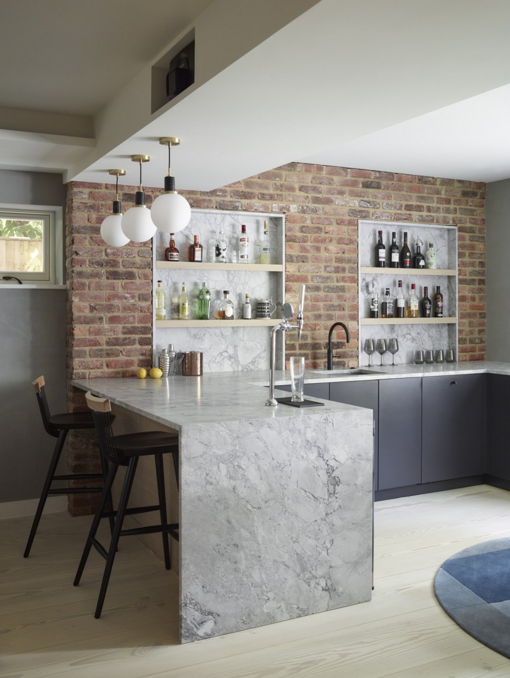 Pond Place | Bar Room | Interior Designers